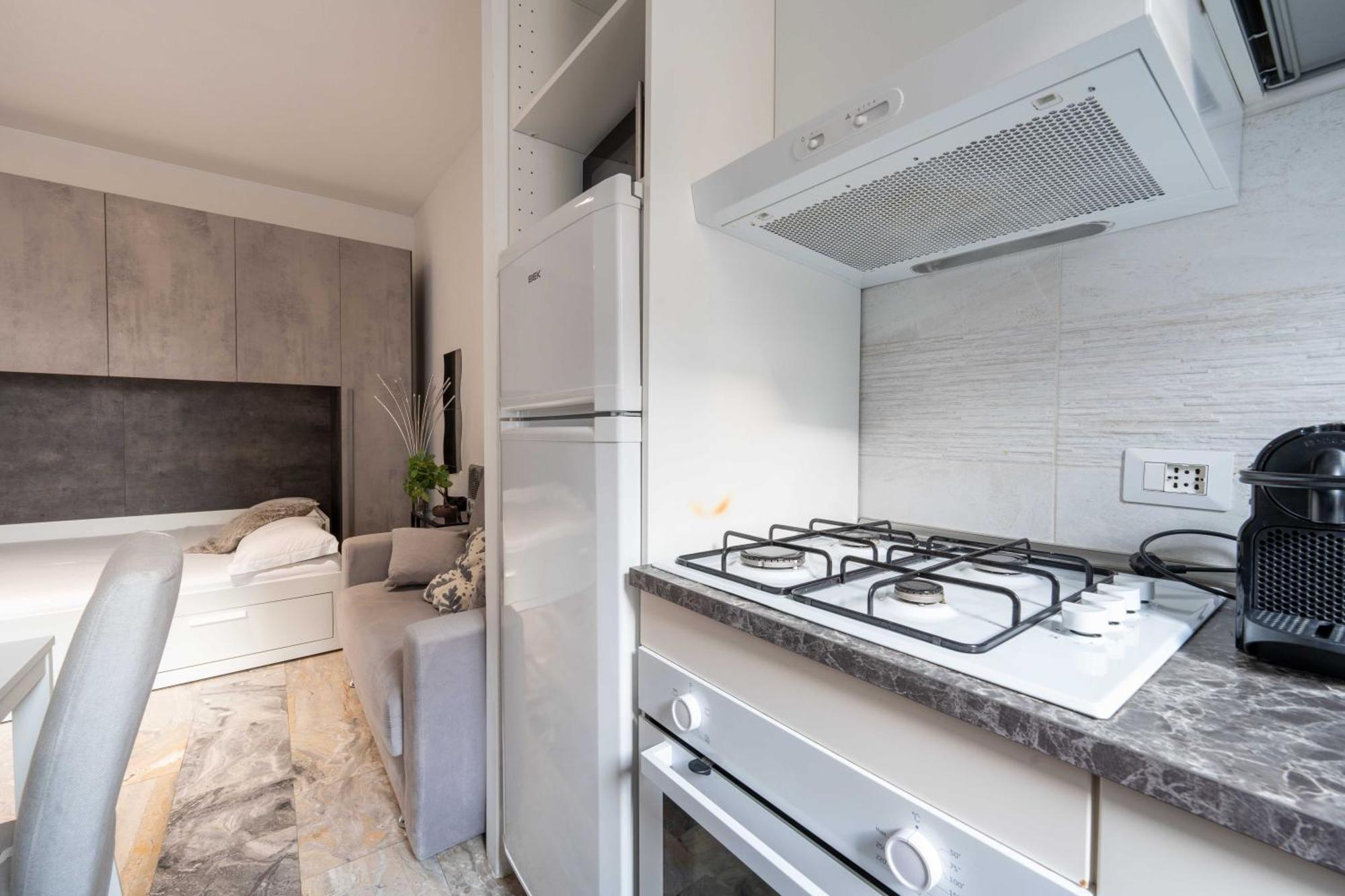 12 Centro Parking Free * Milan