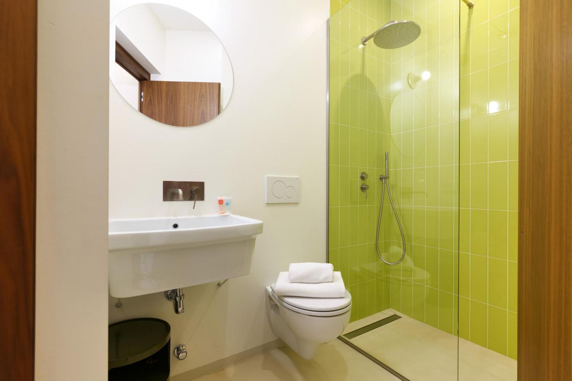 Contempora - Vanvitelli 49 Milan