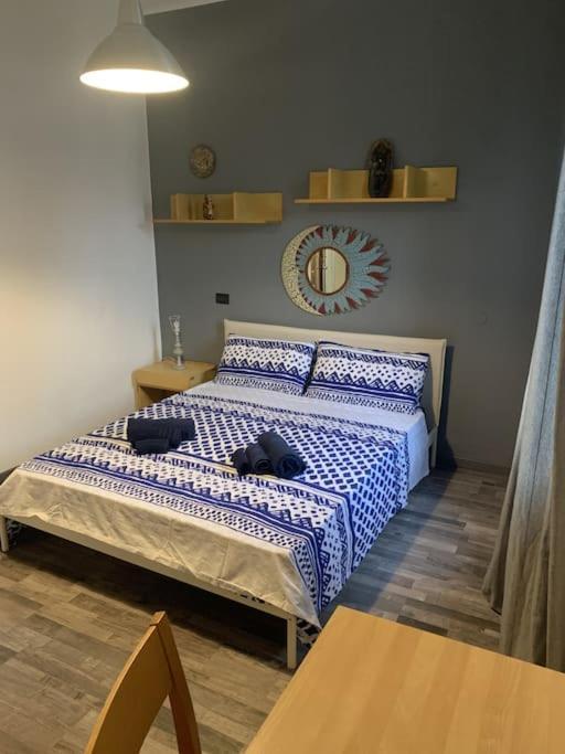 Spacious And Bright Close To Fiera And San Siro Apartment