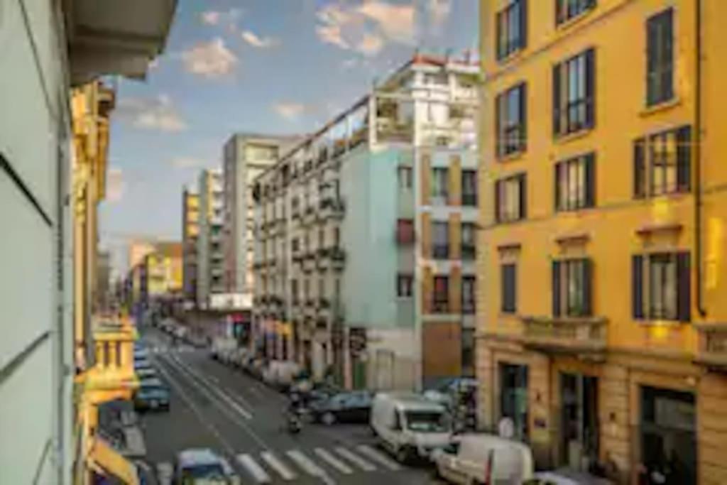 A Few Steps From The Duomo I Design I Free Wifi Apartment *