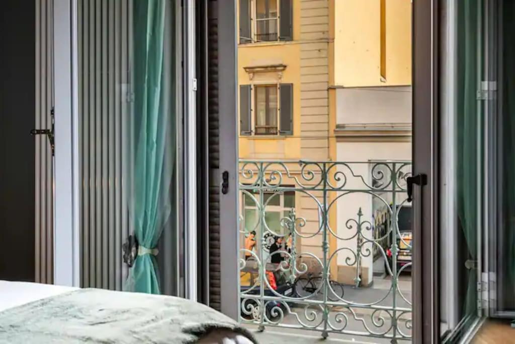 A Few Steps From The Duomo I Design I Free Wifi Milan