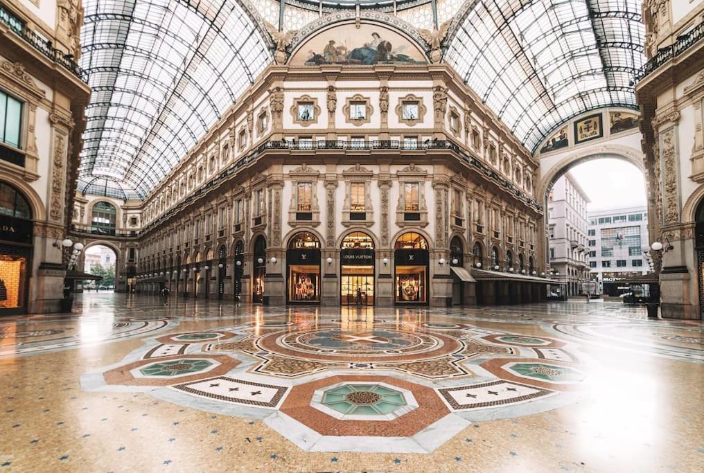 A Few Steps From The Duomo I Design I Free Wifi