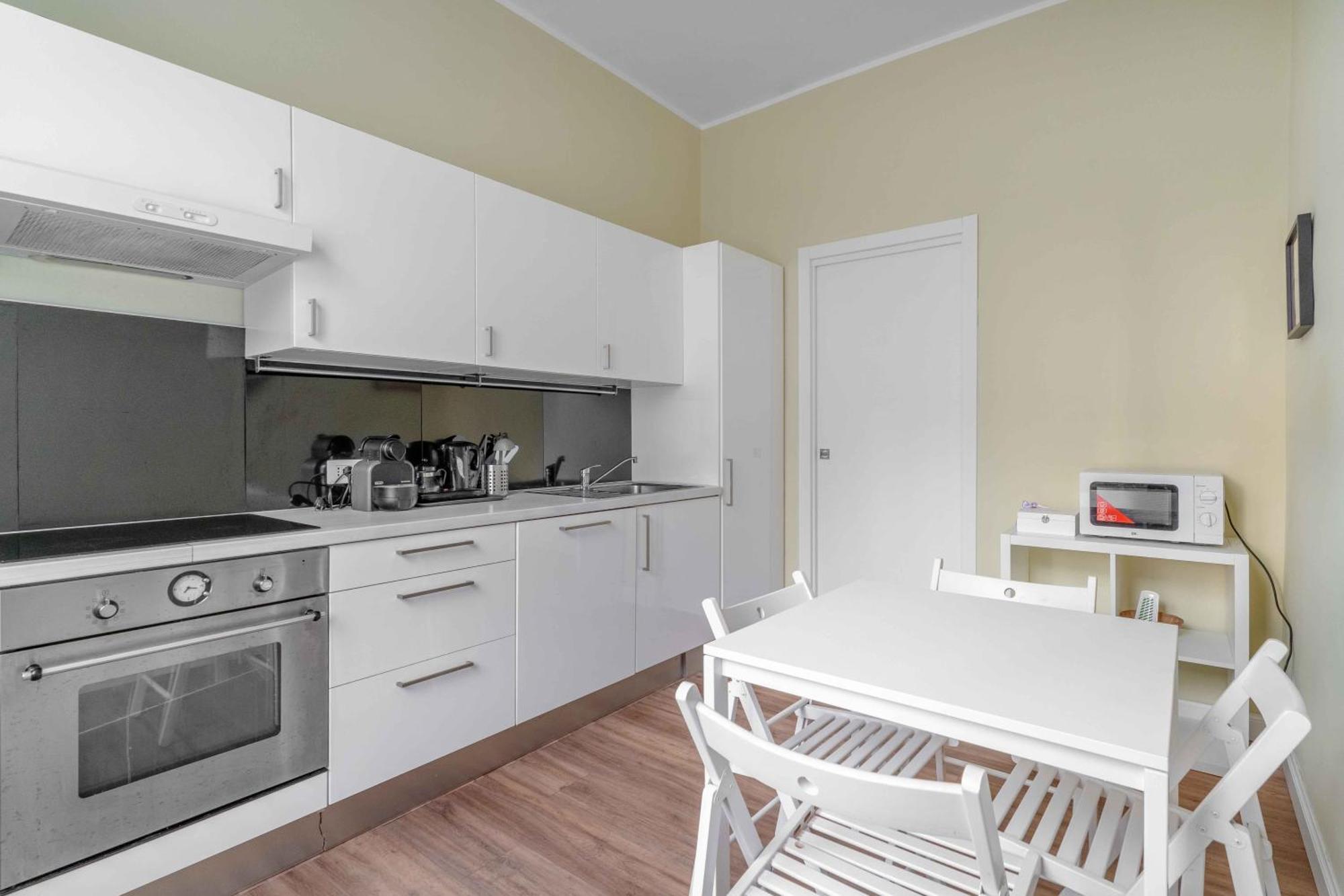 House San Siro M5 2 Netflix Apartment