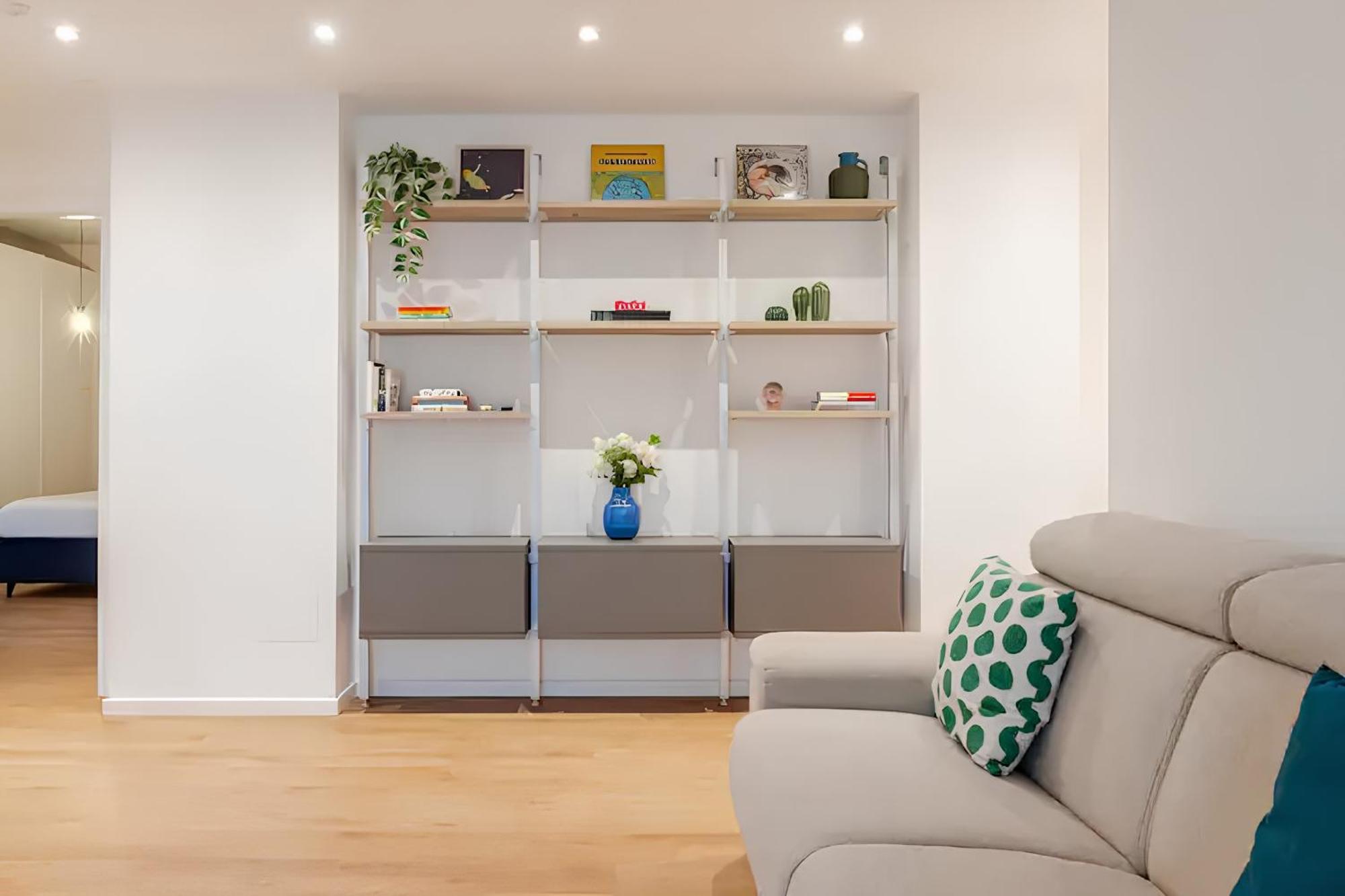 Apartment Visit - Solution Milan