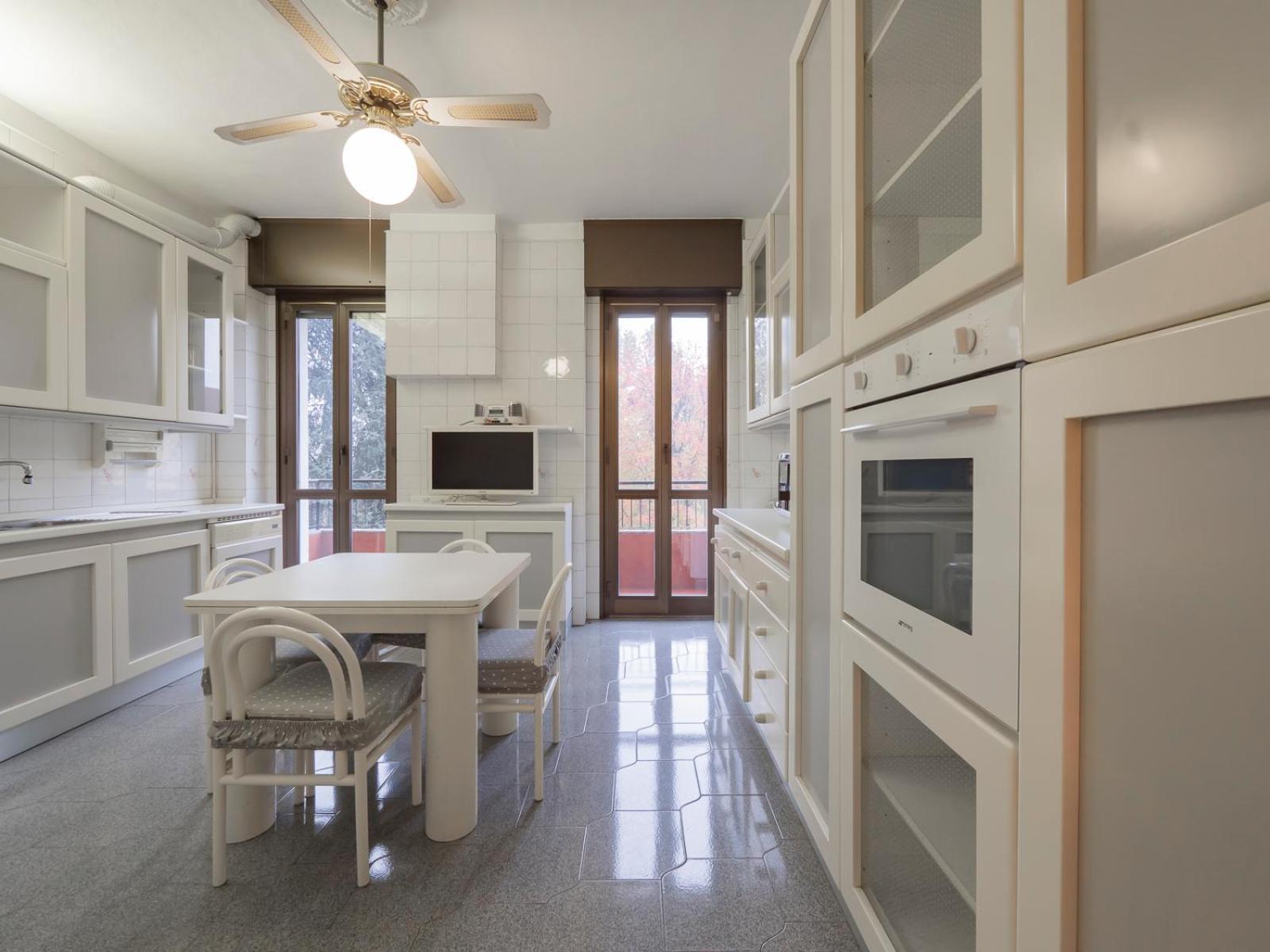 Apartment I Host - Cuoco 8