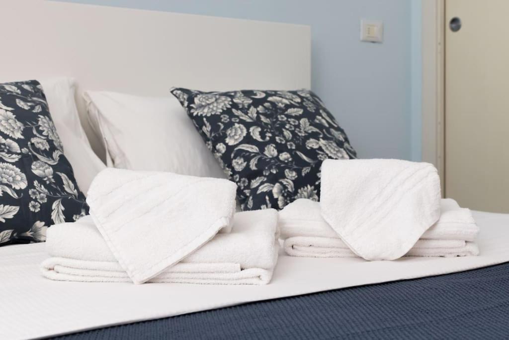 Casa Azzurra -central Station-free Luggage Storage Apartment *