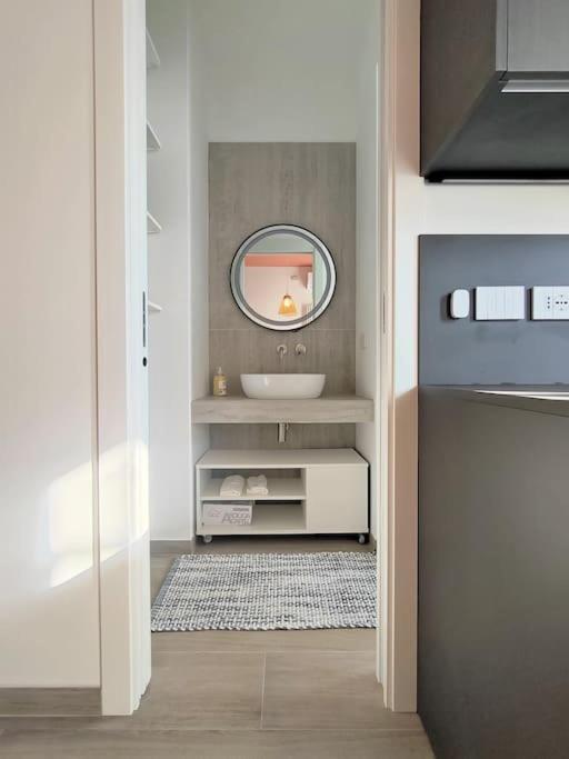 Apartment -city Gem- Stylish Urban Escape -lambrate- Milan