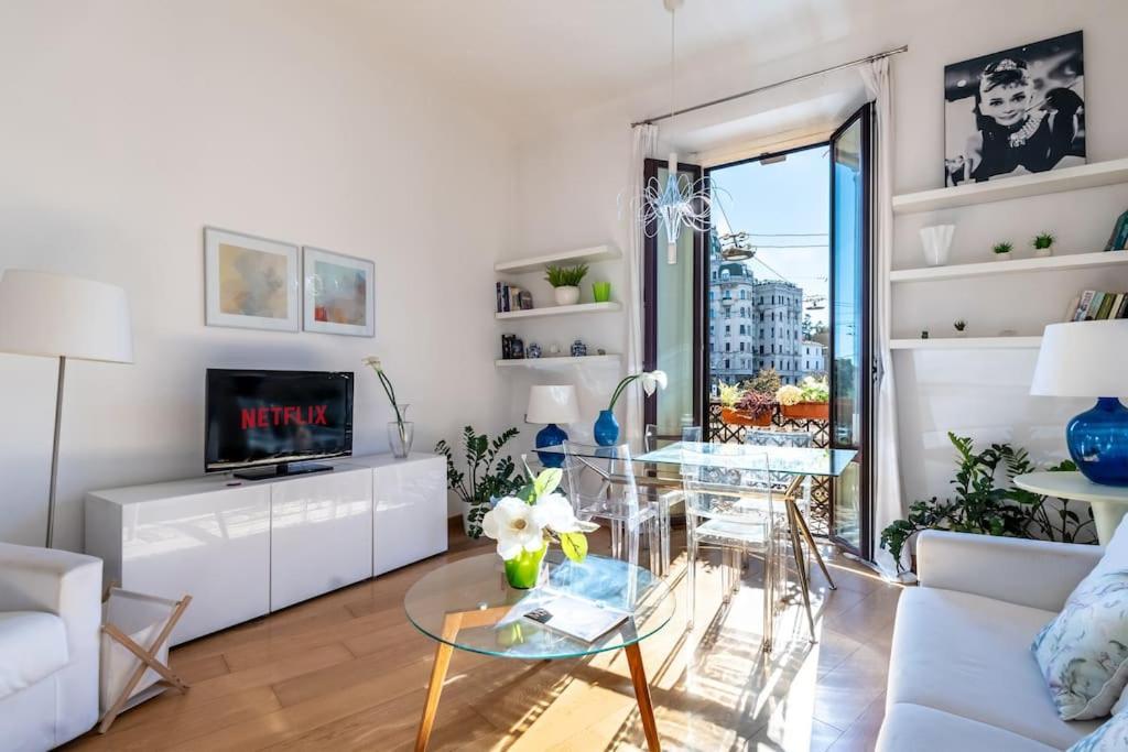Life - Duomo With Terrace Apartment