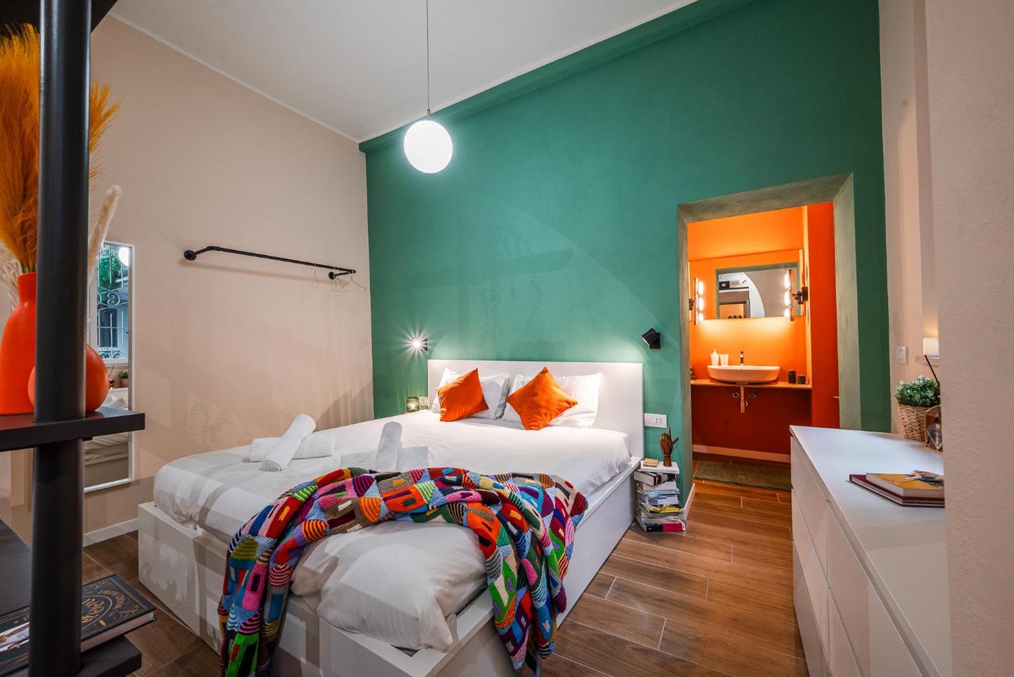 The Colors - Duomo Area Apartment *
