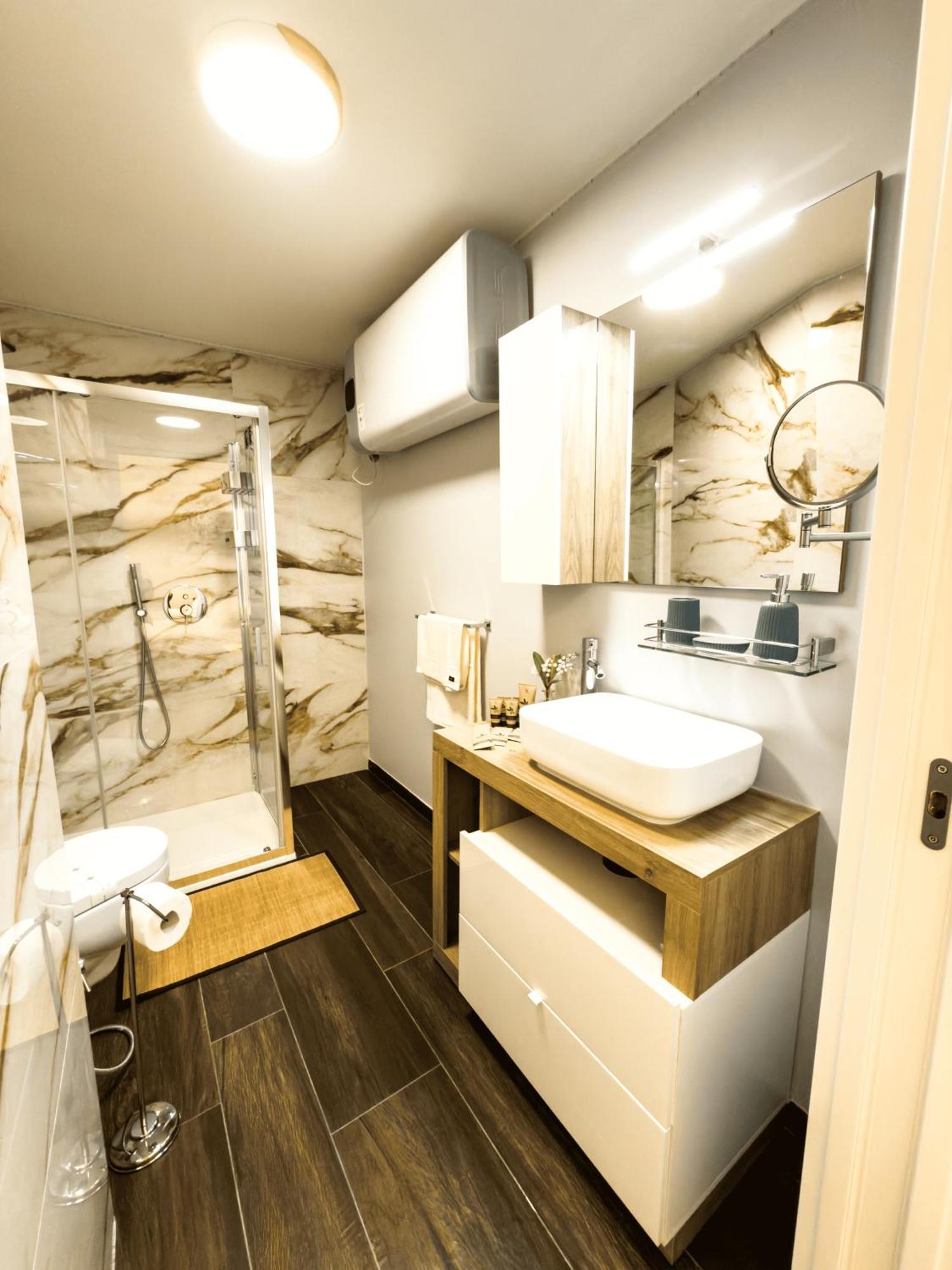 Serenity Chinatown Sarpi - Monolocale Yin Apartment *