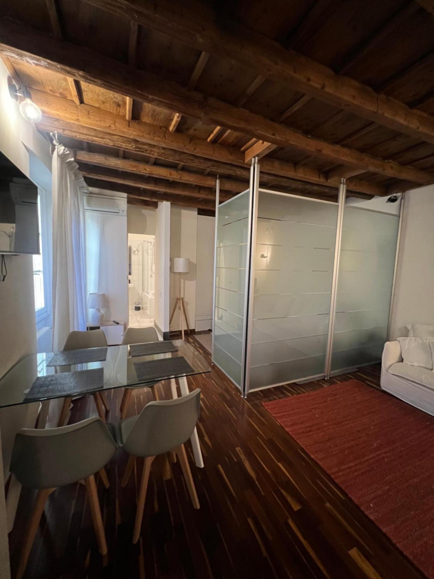 Apartment Antica Corte Navigli-darsena