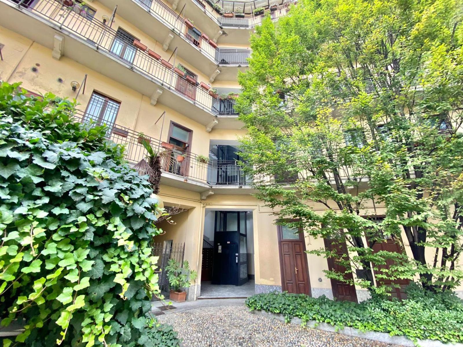 Appartamento Grazioso Nel Cuore Del Tran Tran Di Milano, Perfetto Per Amici E Famiglie, Vicino A Metropolitana