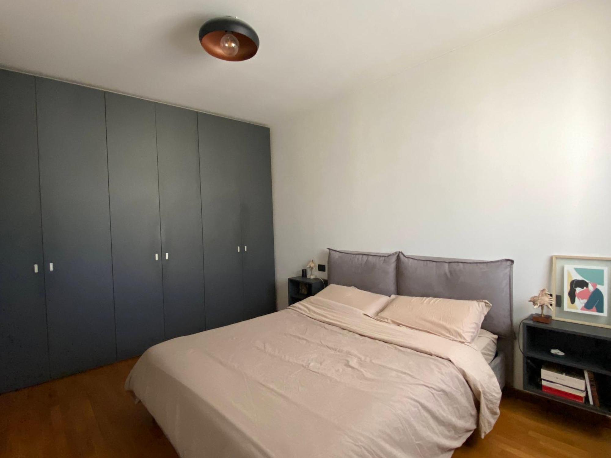 Apartment Bright Flat Prada District Milan
