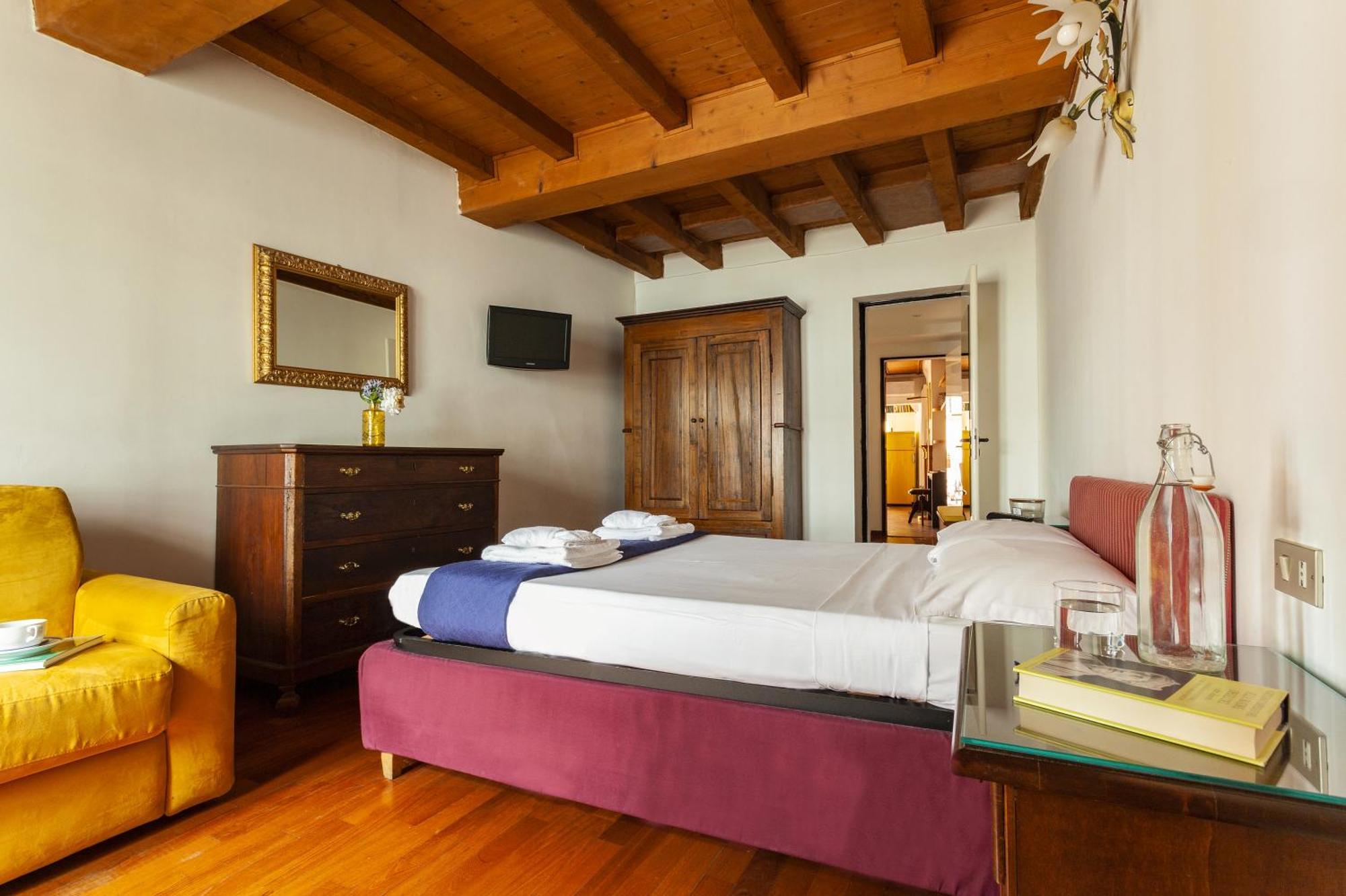 Apartment Via Torino Milan