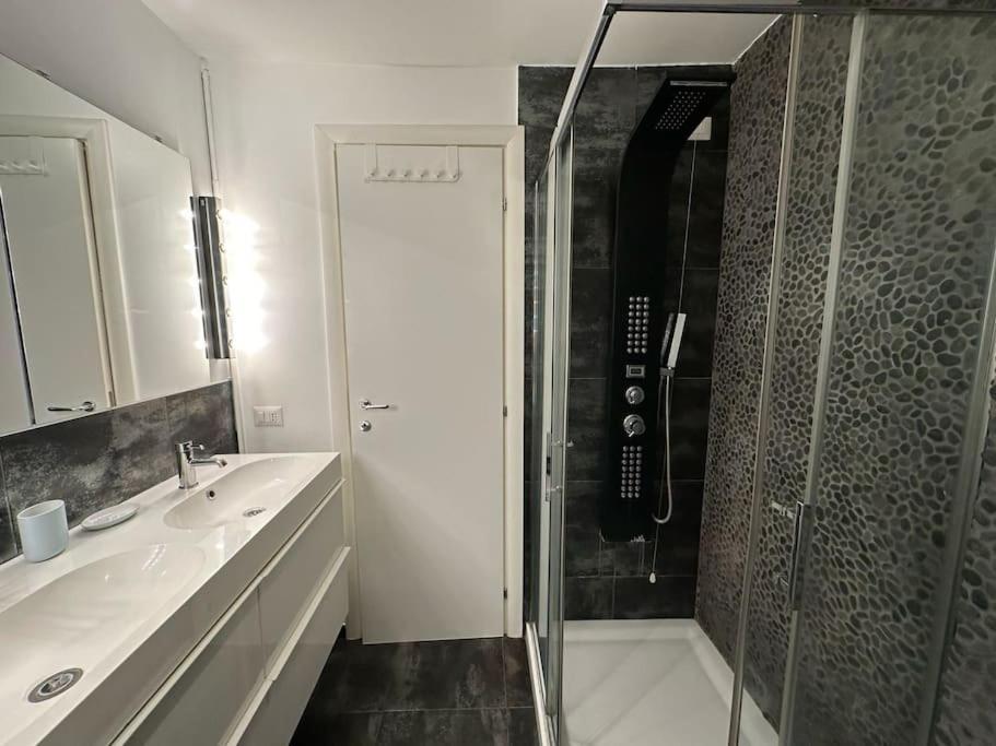 Apartment Nel Cuore Di Navigl