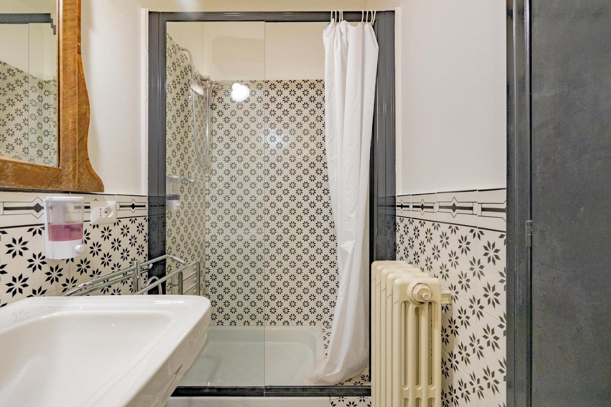 Apartment Luxury Naviglio House - 10 Min Cathedral *