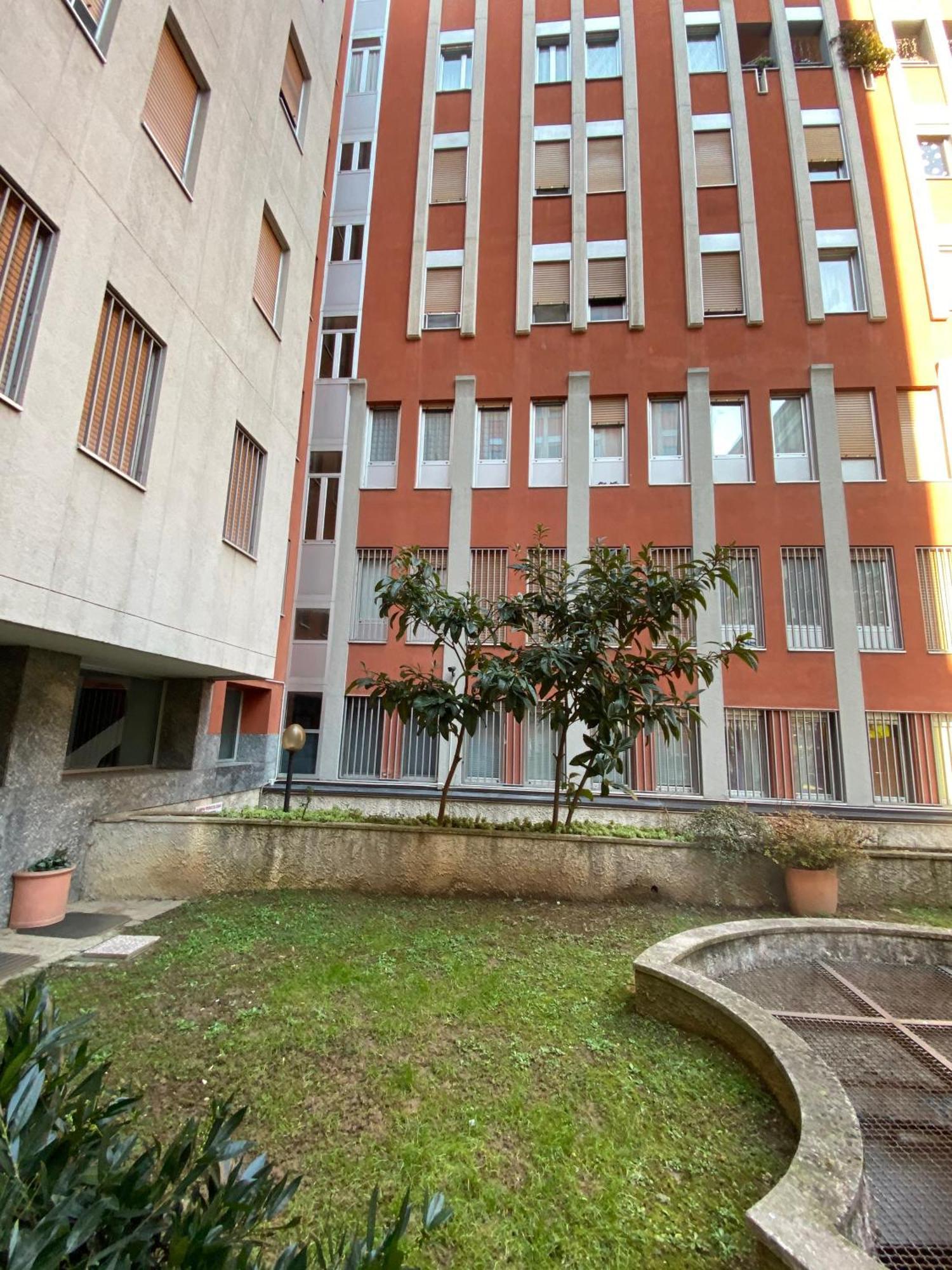 Elegant Appartament Apartment Milan