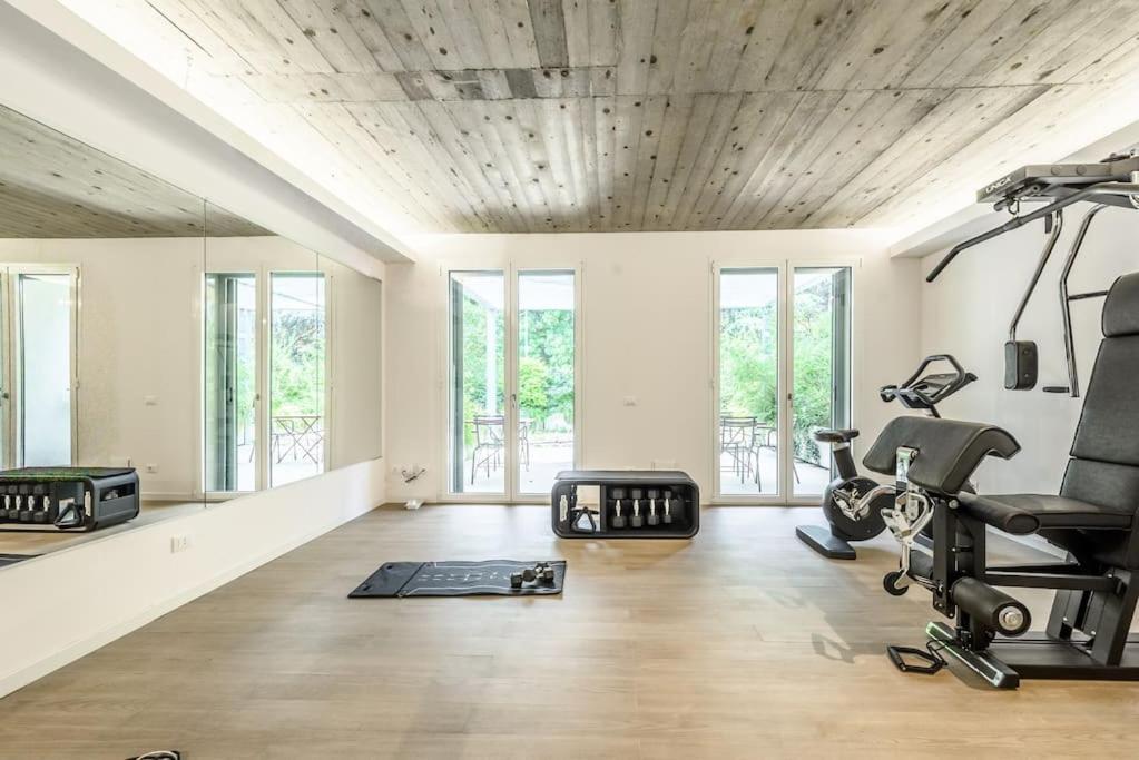 Villa Duomo - Jacuzzi E Terrazzo - Cinema - Free Parking - Gym *