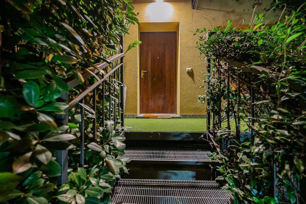Villa Duomo - Jacuzzi E Terrazzo - Cinema - Free Parking - Gym