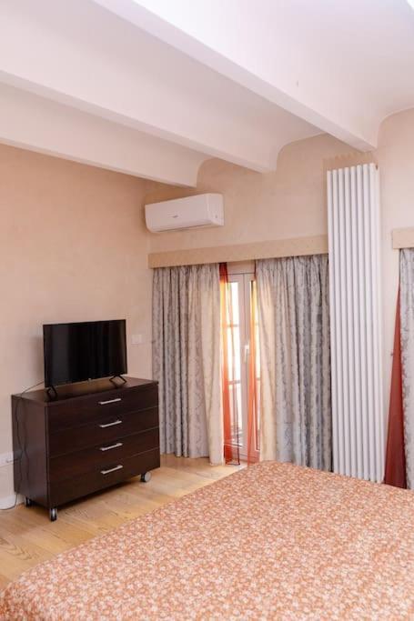 5 Da Letto Apartment Milan
