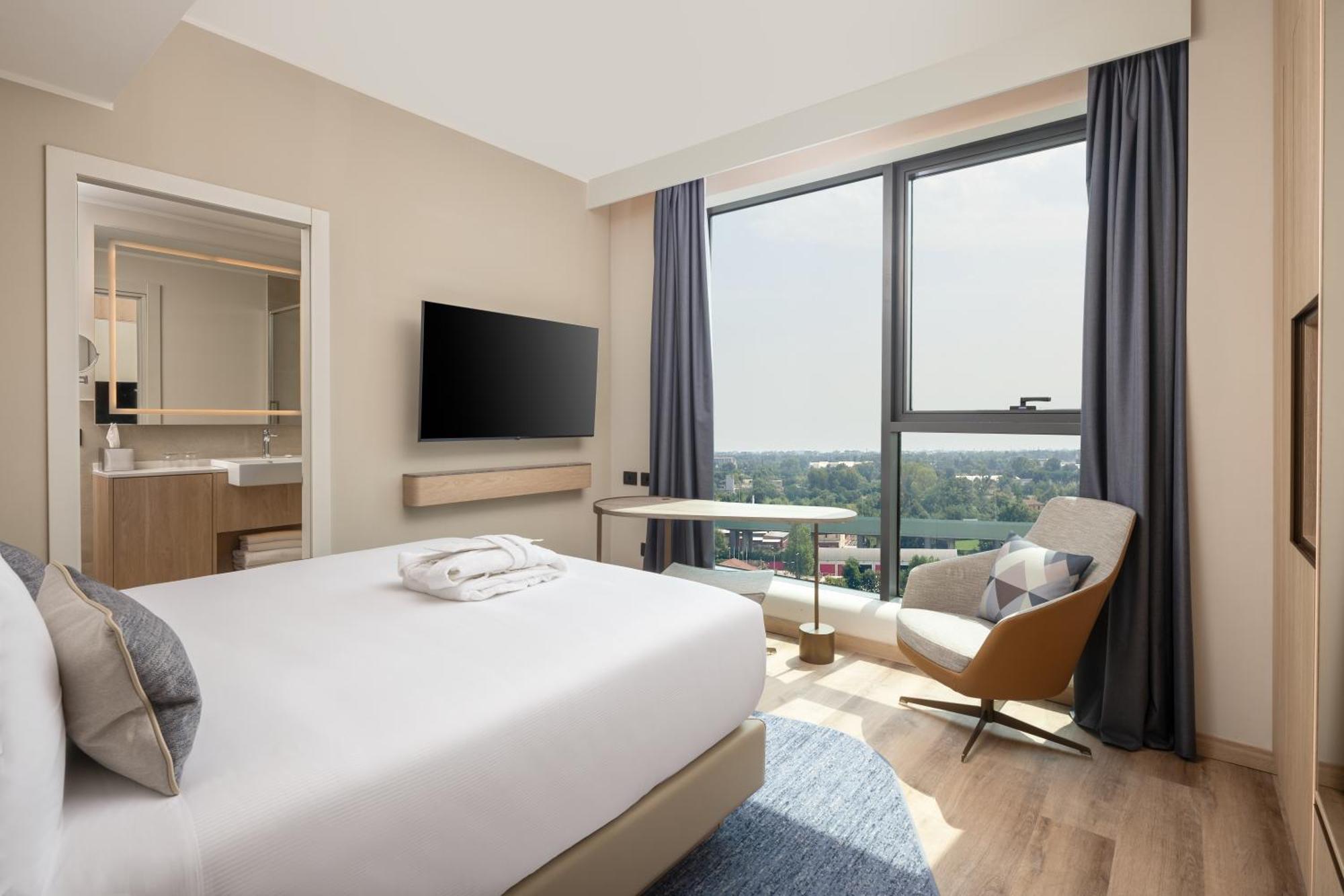 Courtyard By Marriott Linate 4* Milan