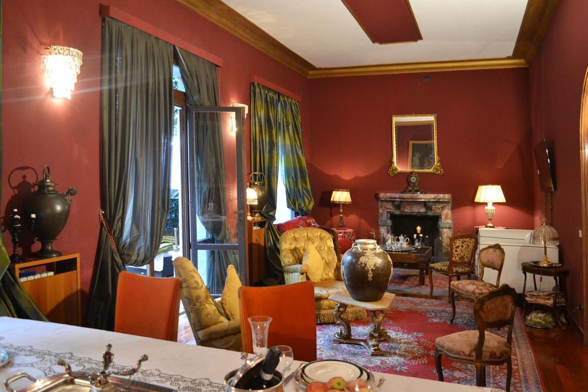Apartment Boutique Center *