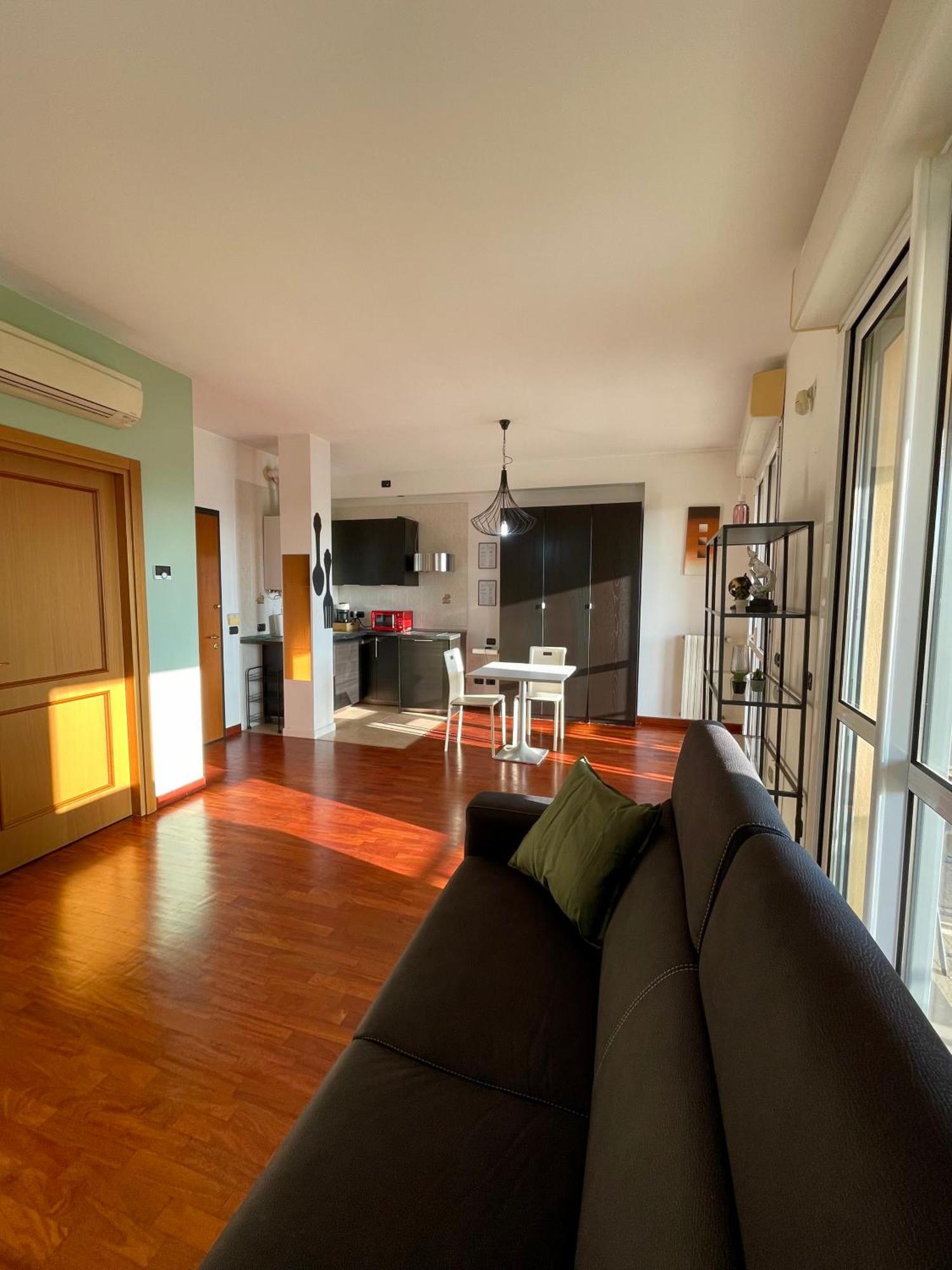 Agrippa Terrace Milan
