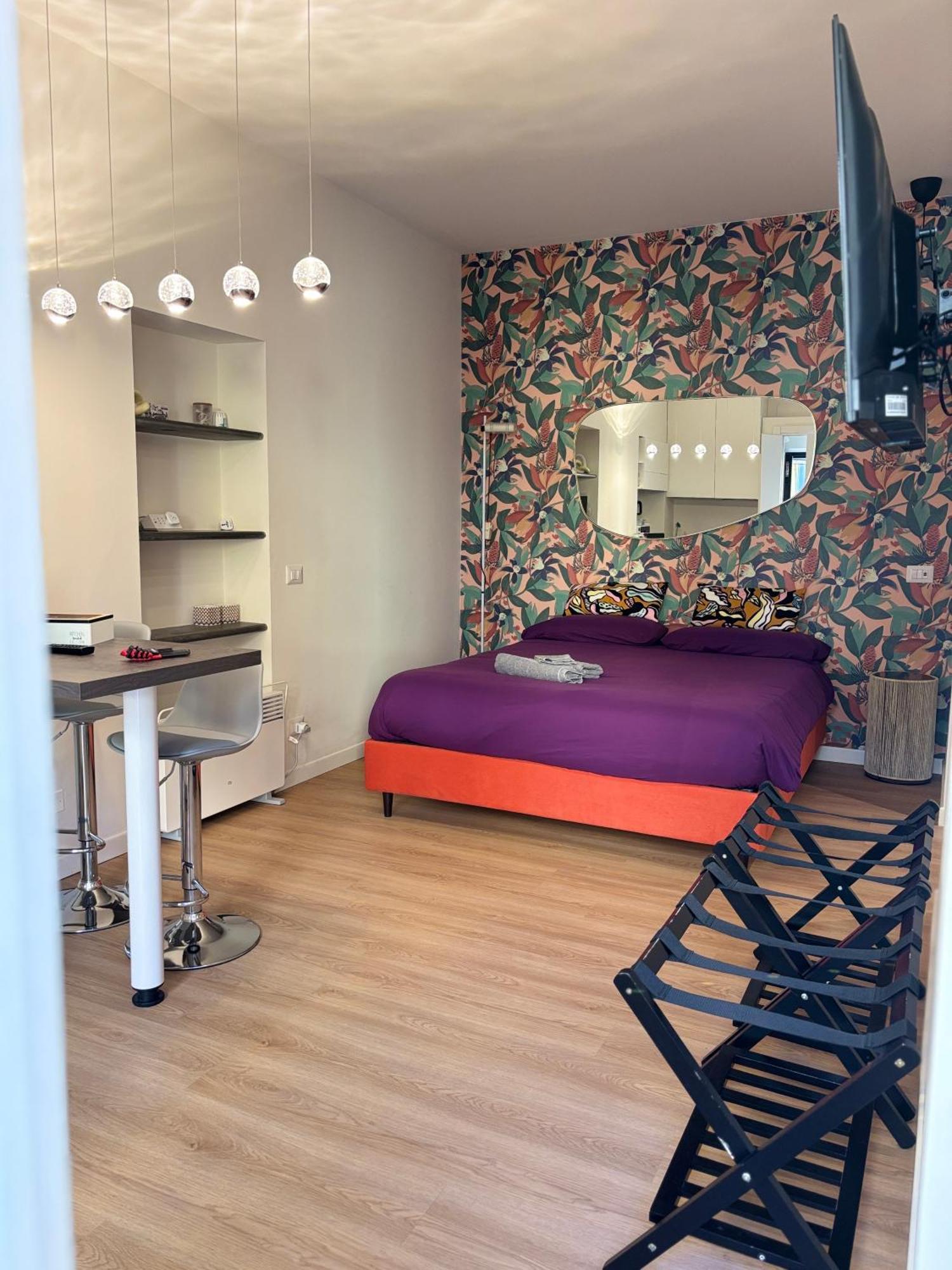Apartment La Vecchia Milano-les Nubles Vannucci - Il Ballatoio E Il Cortile