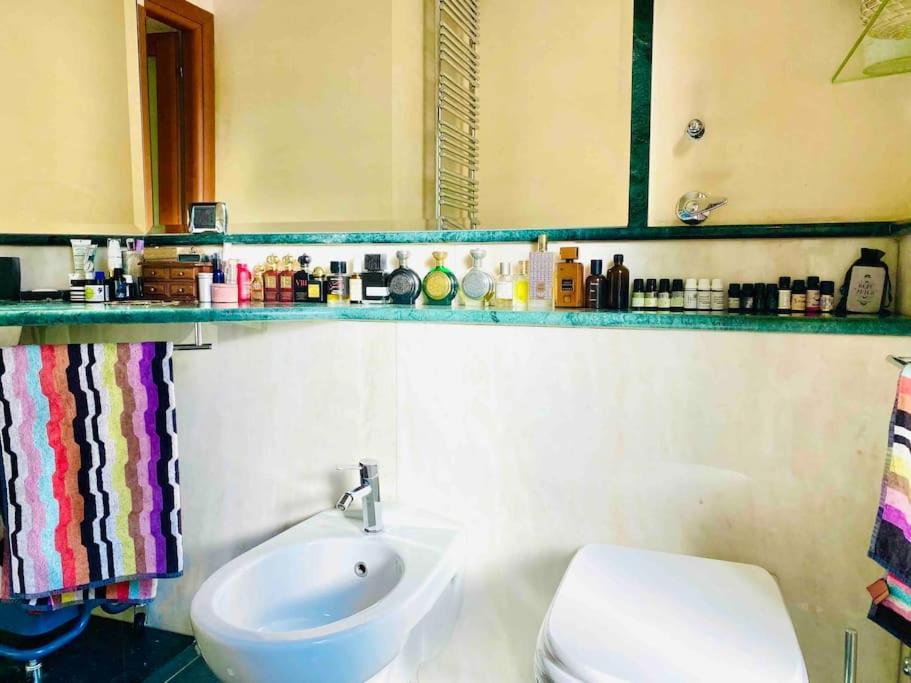 Artistic 2-bedroom Appartamento Milano