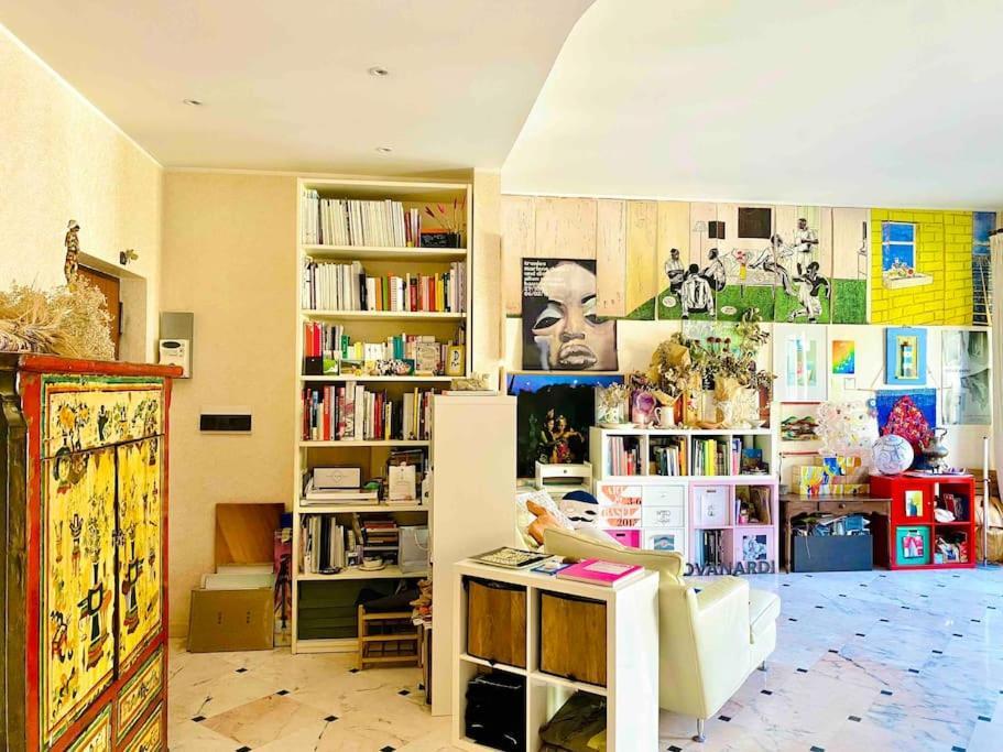 Artistic 2-bedroom Appartamento *