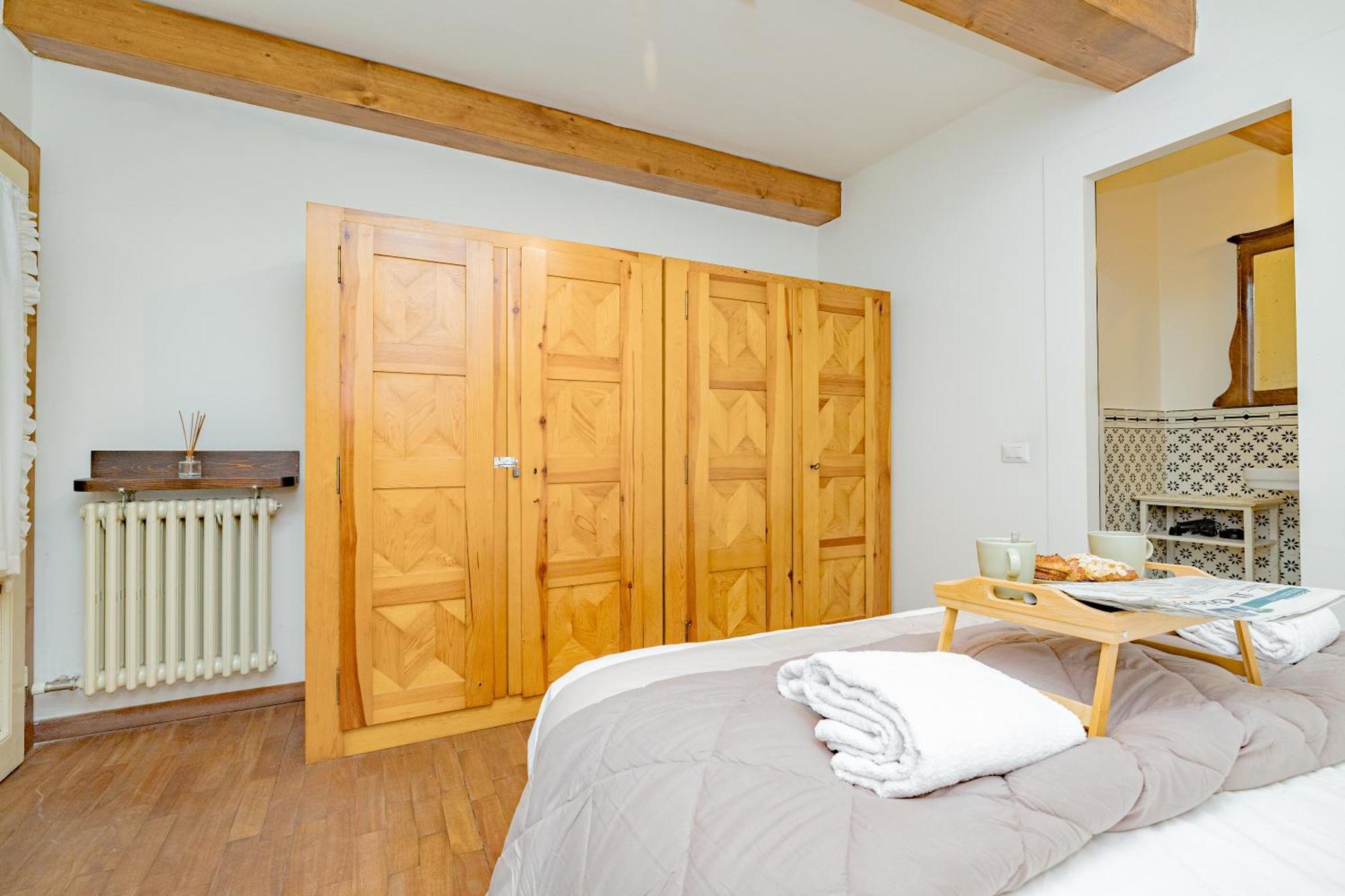 Apartment Luxury Naviglio House - 10 Min Cathedral