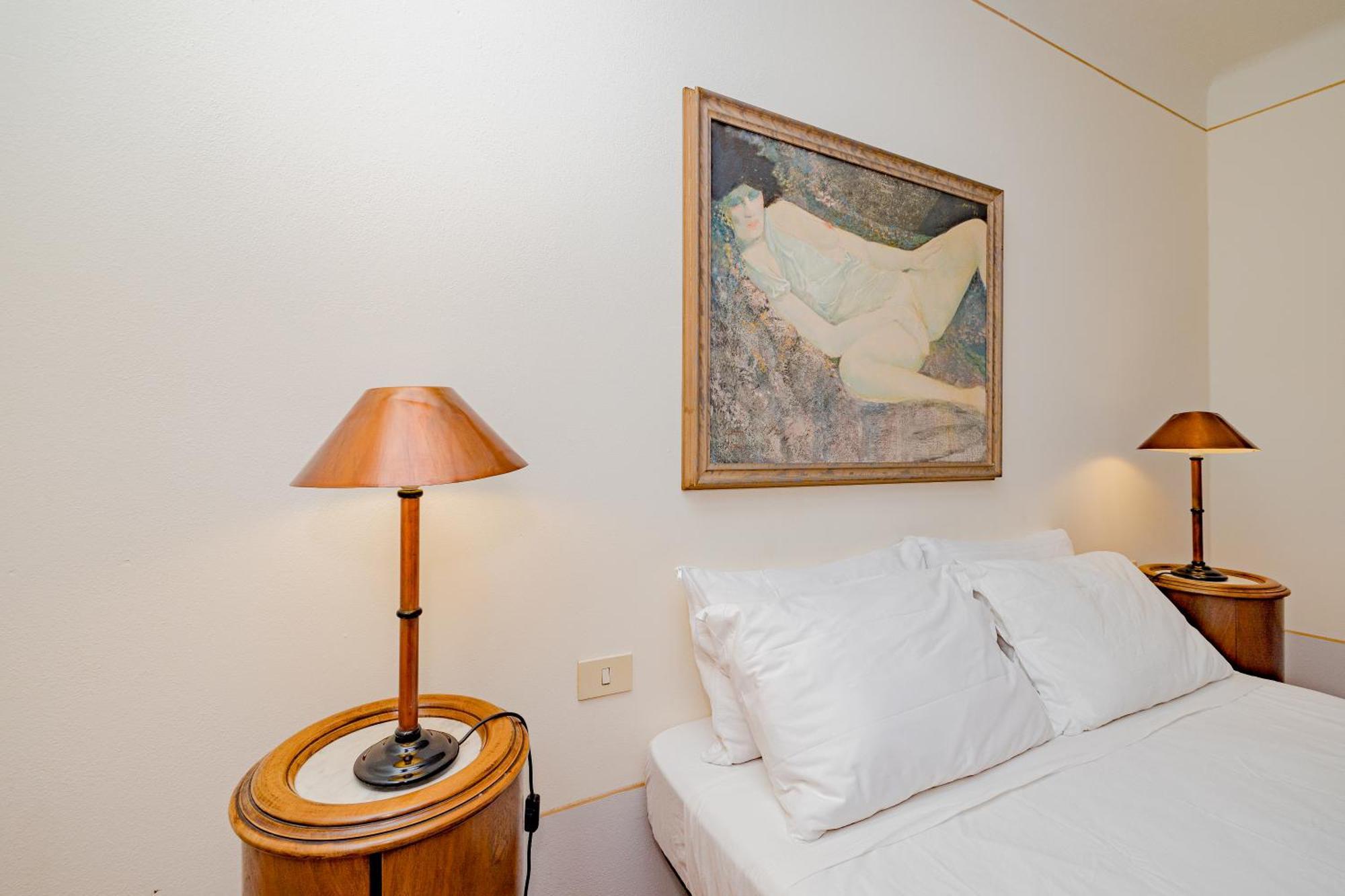Luxury Naviglio House - 10 Min Cathedral *