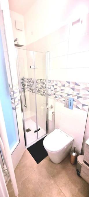 Apartment Dream Fantastico Con 2 Matrimoniali E 2 Bagni Privati *