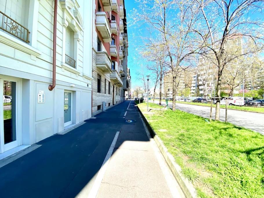 Apartment In The Citylife Area, *