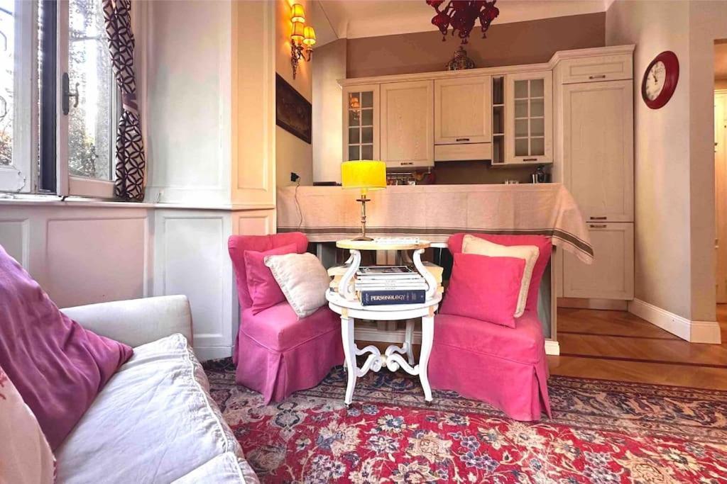 Apartment In The Citylife Area, *
