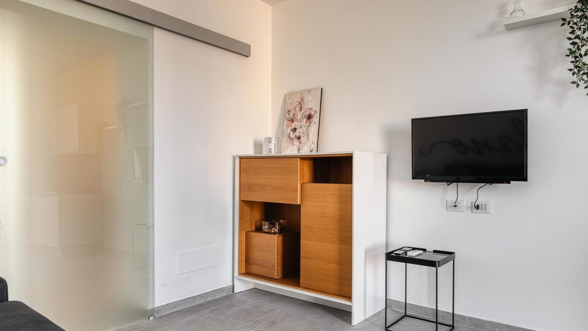 Ideal Rent - Sirtori 10 Milão
