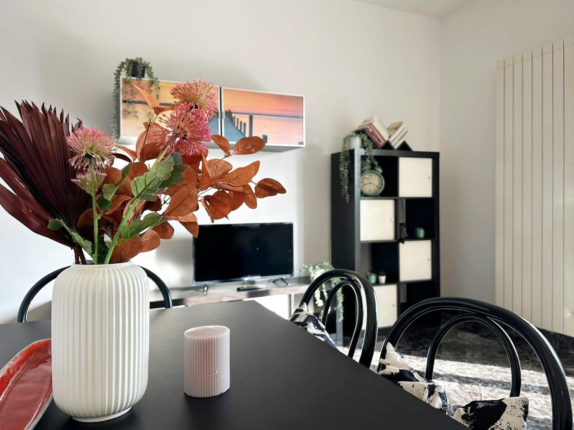 Apartment Red House - Beautiful - Metro M1