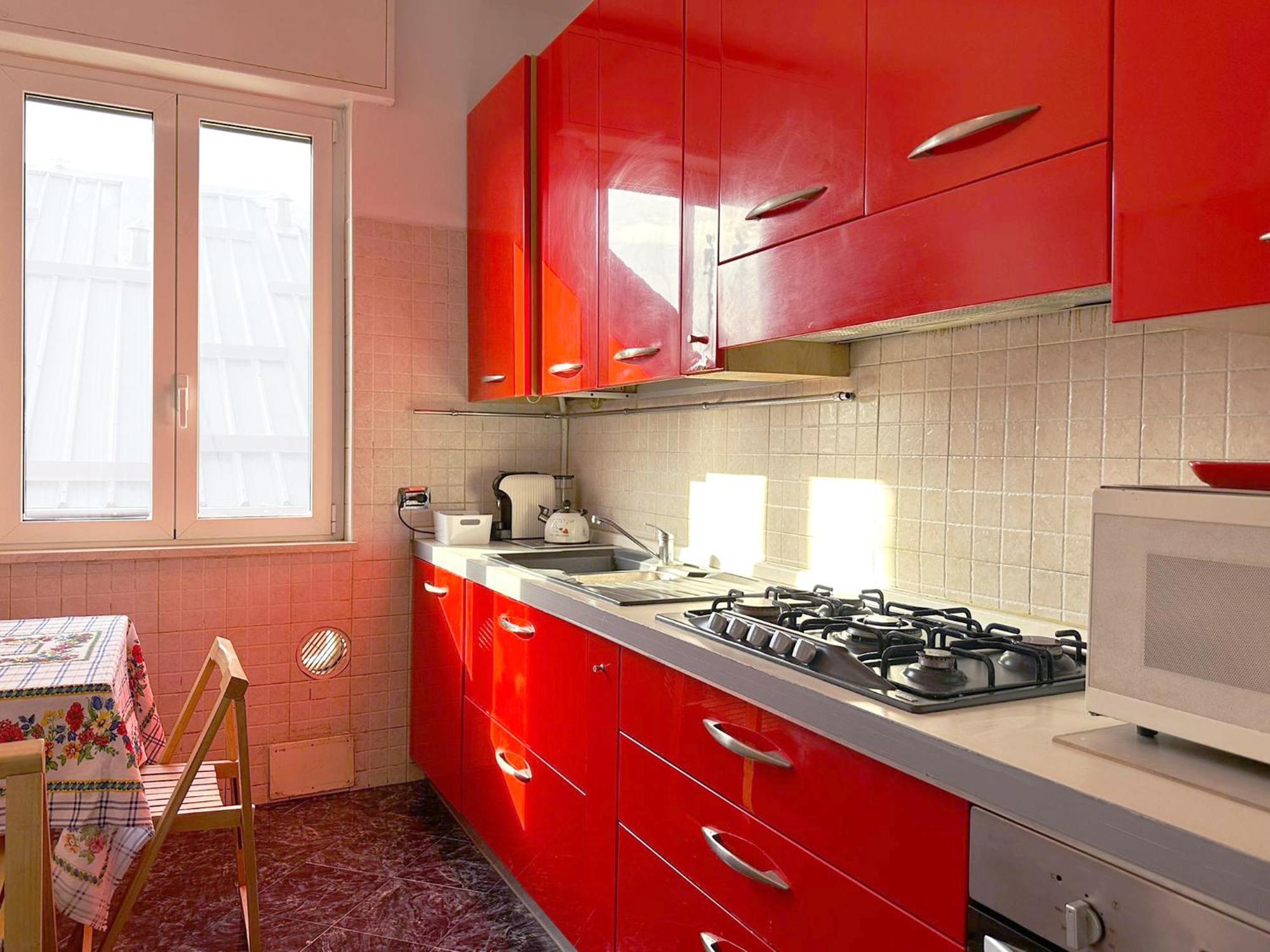 Red House - Beautiful - Metro M1 Apartment Milan
