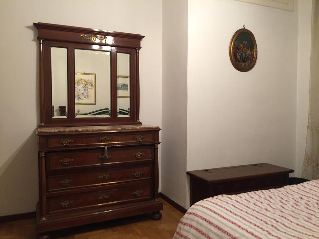 Mac Mahon 44 * Milan