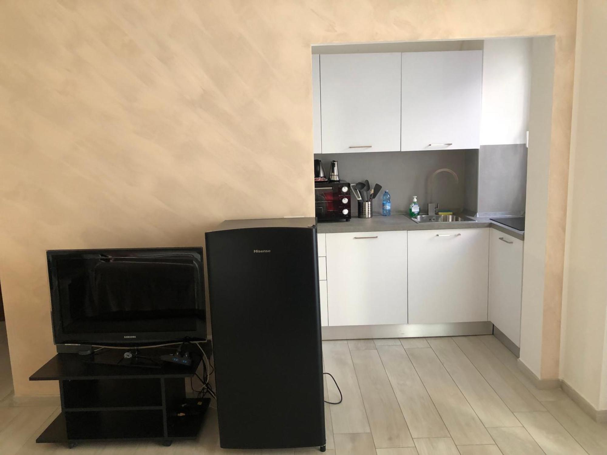 Lovely 2 With Small Garden Apartment Milan