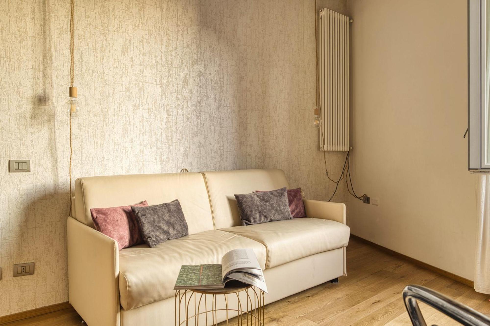 Just Urban - Stylish Penthouse - Corso Ticinese Apartment Milan