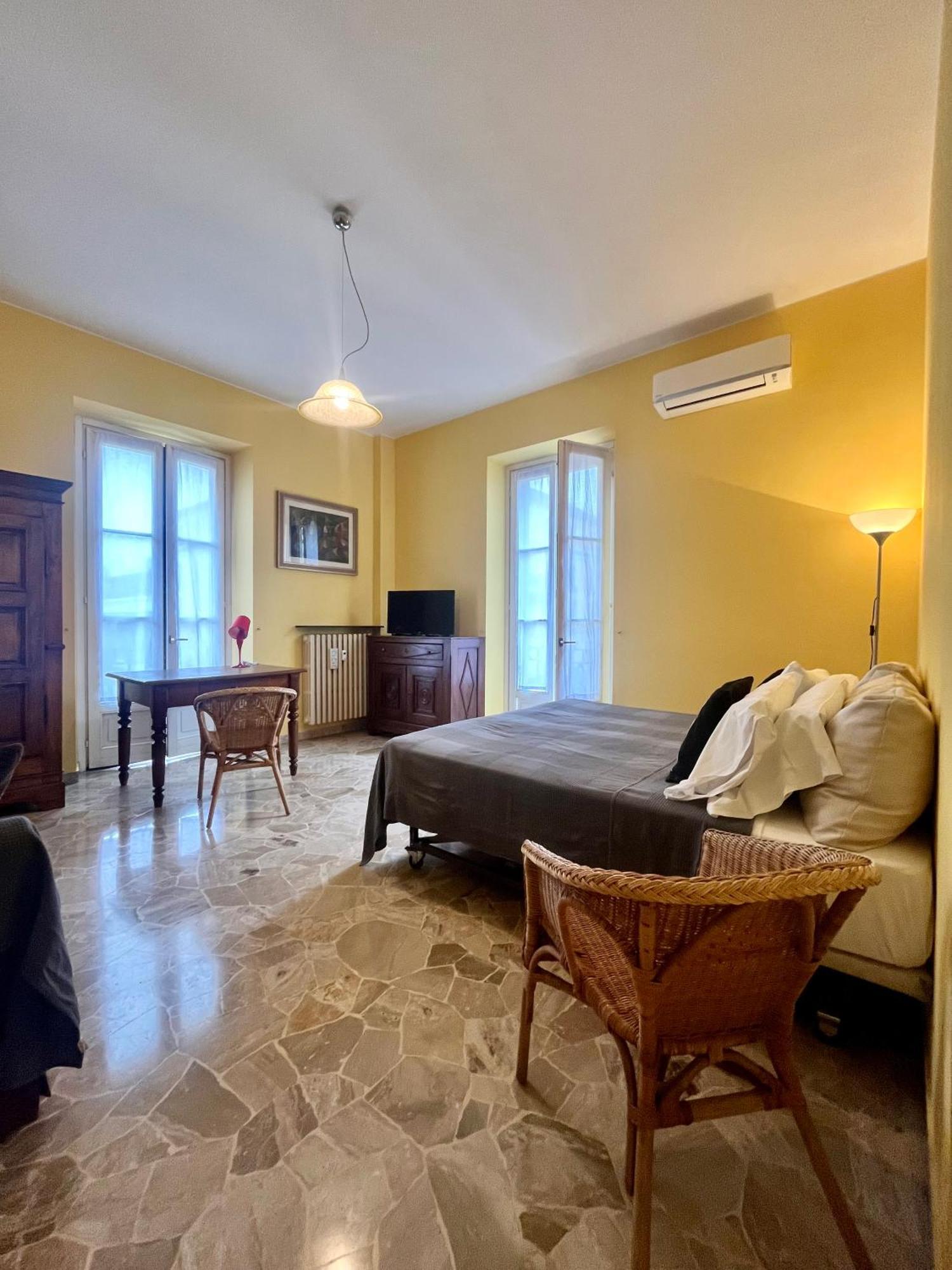Apartment Bright Milan