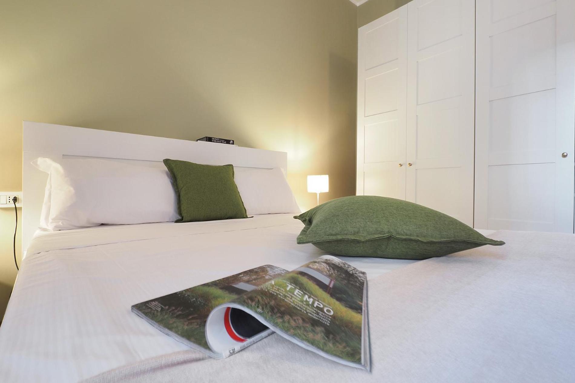 Silent & Charming In Lovely Conca Del Naviglio Apartment Milan