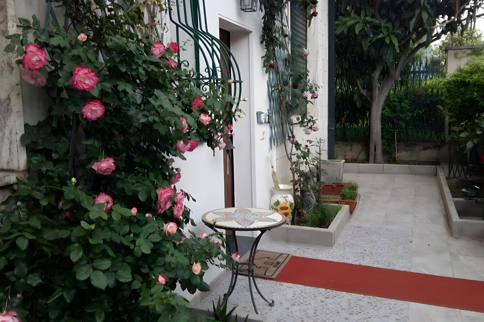 Somare Apartment