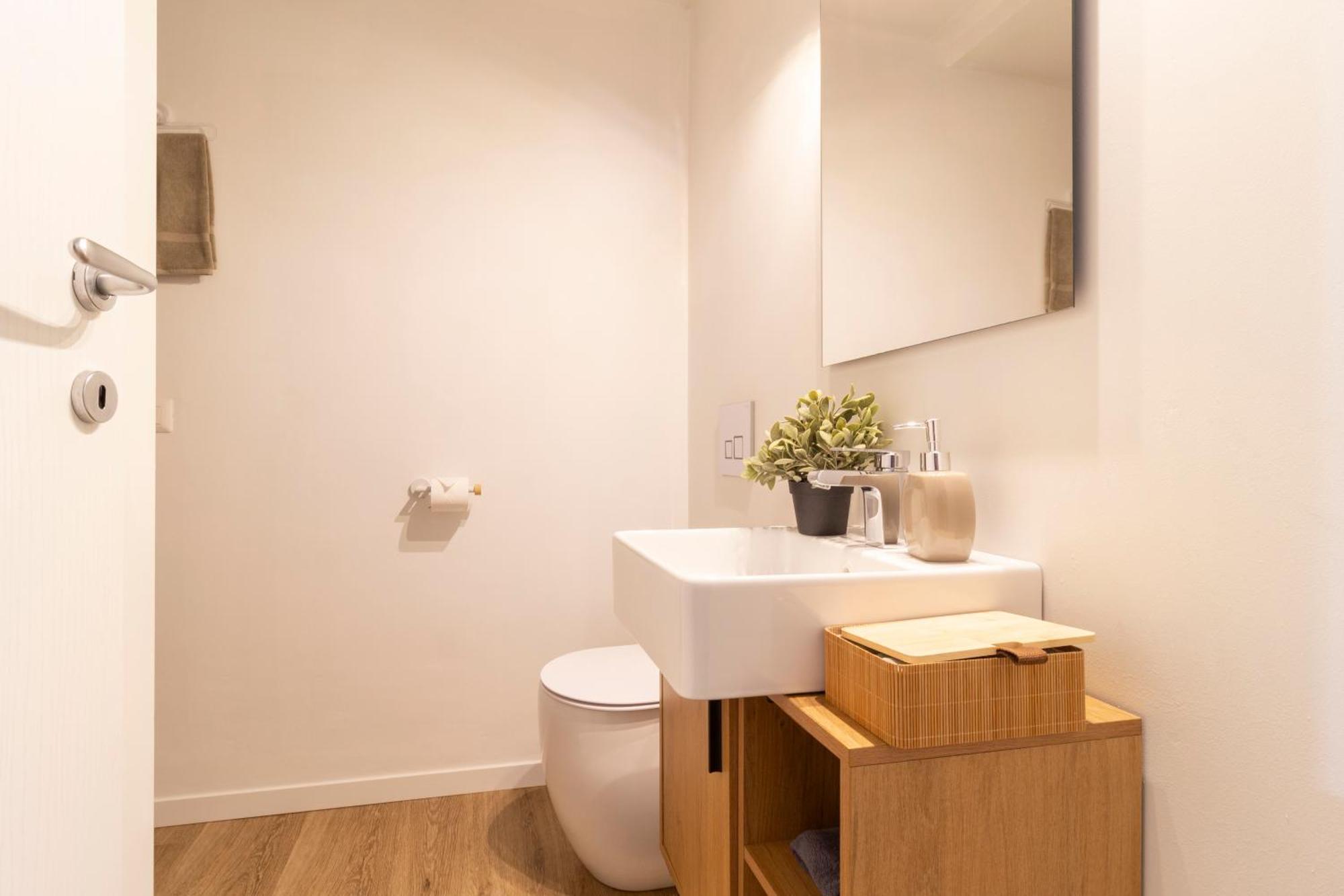 Luxloft Navigli - 2 Bathrooms - Free Parking Milão