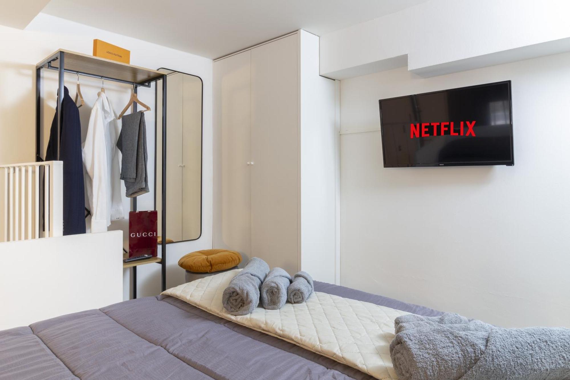 Luxloft Navigli - 2 Bathrooms - Free Parking Apartamento