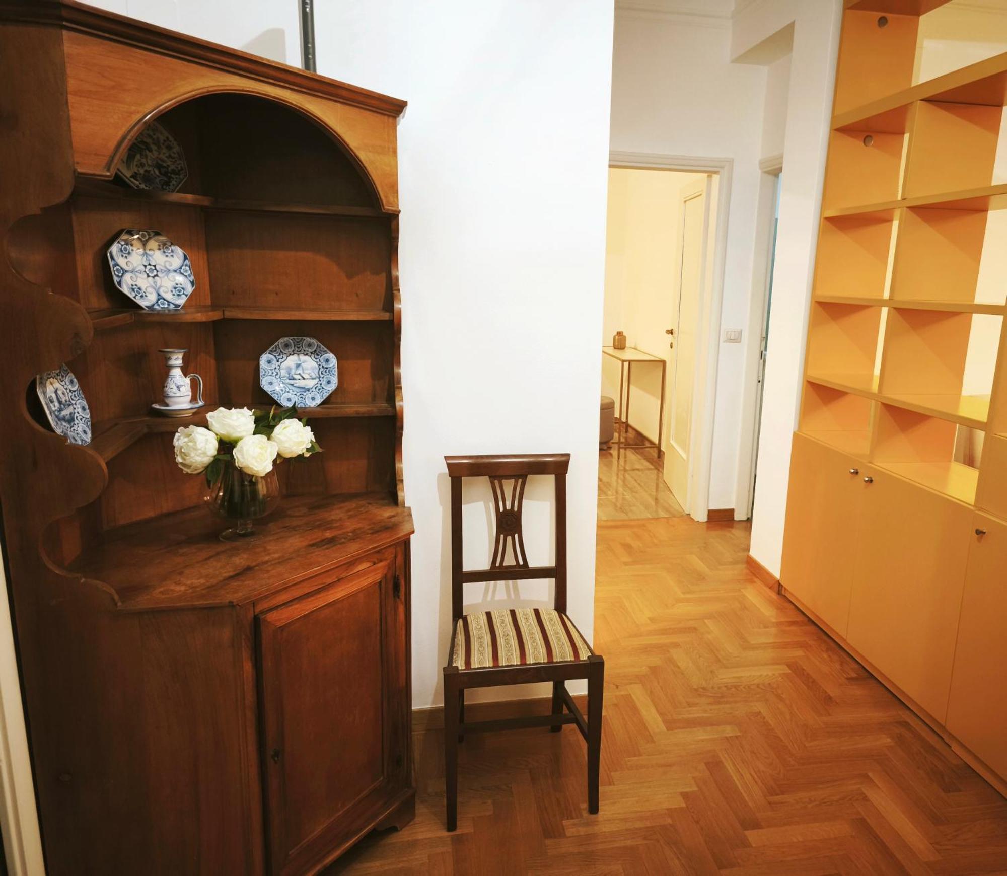 Elegant View Flat Adjacent Metro Milan