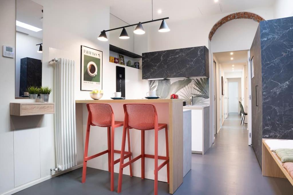 3-bedroom Design House San Babila-tricolore-m4 Milão