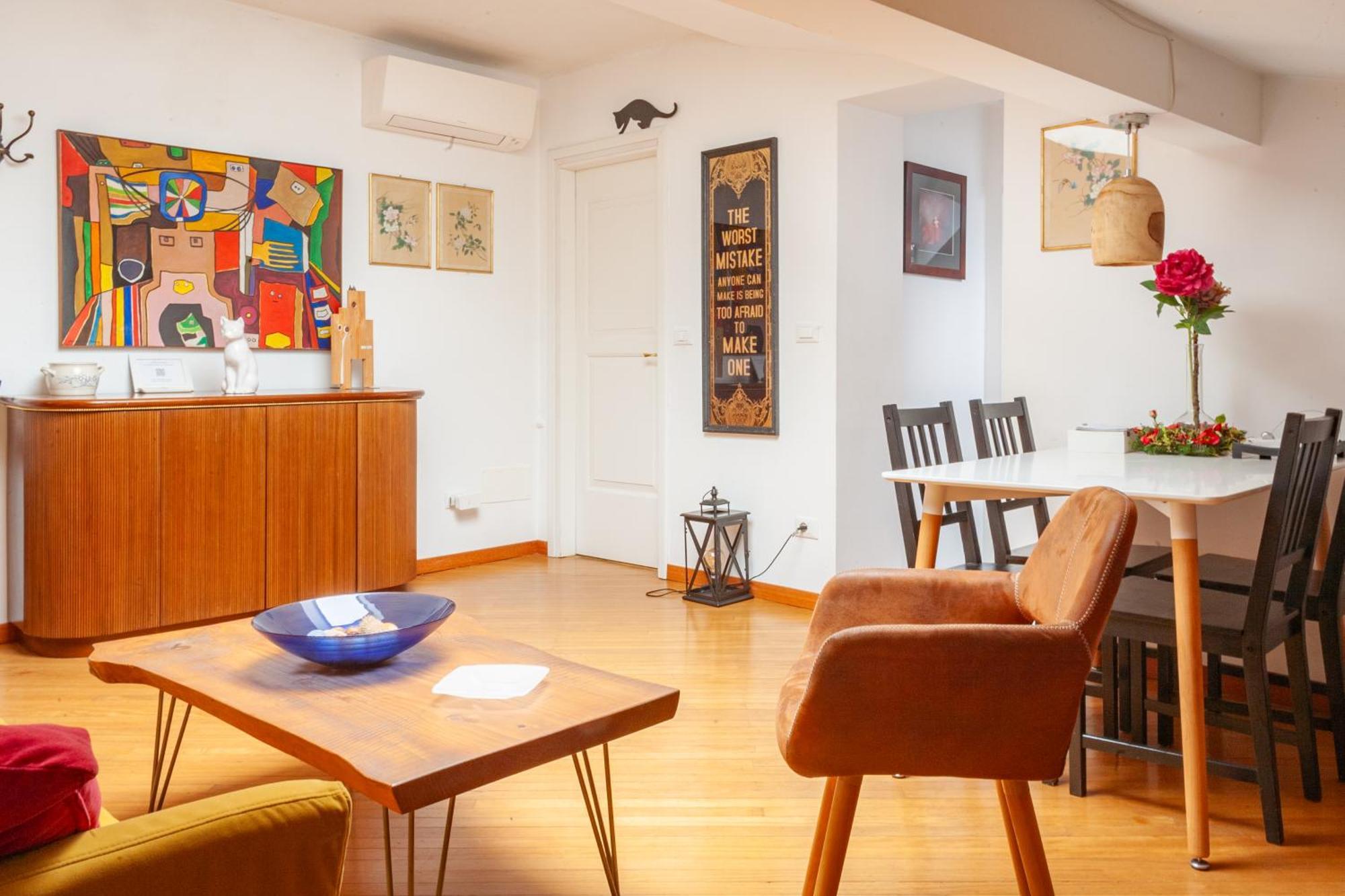 Quite And Lovely Attic - Paolo Sarpi 8 - Location Apartment