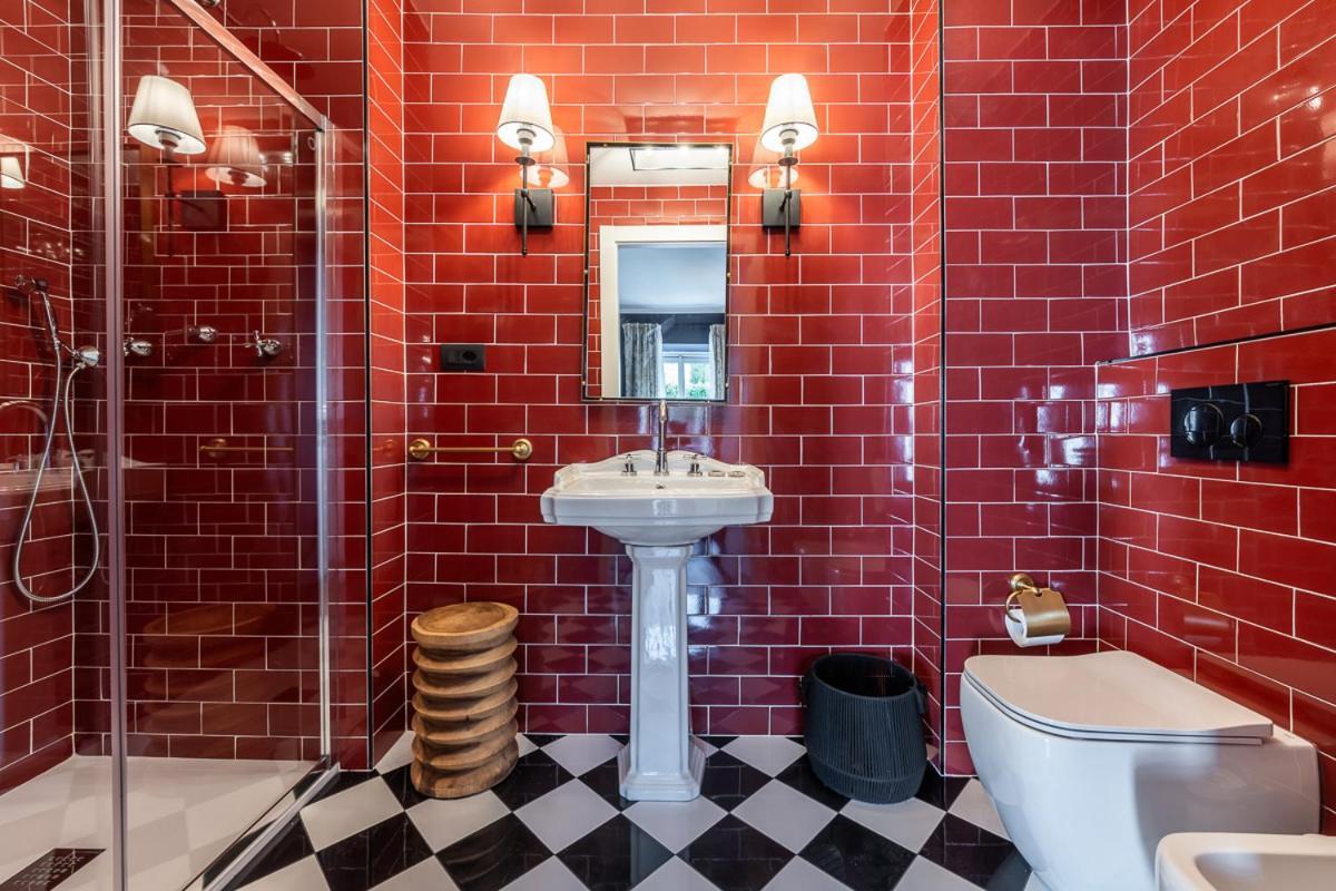The Couper Bagutta Guest house